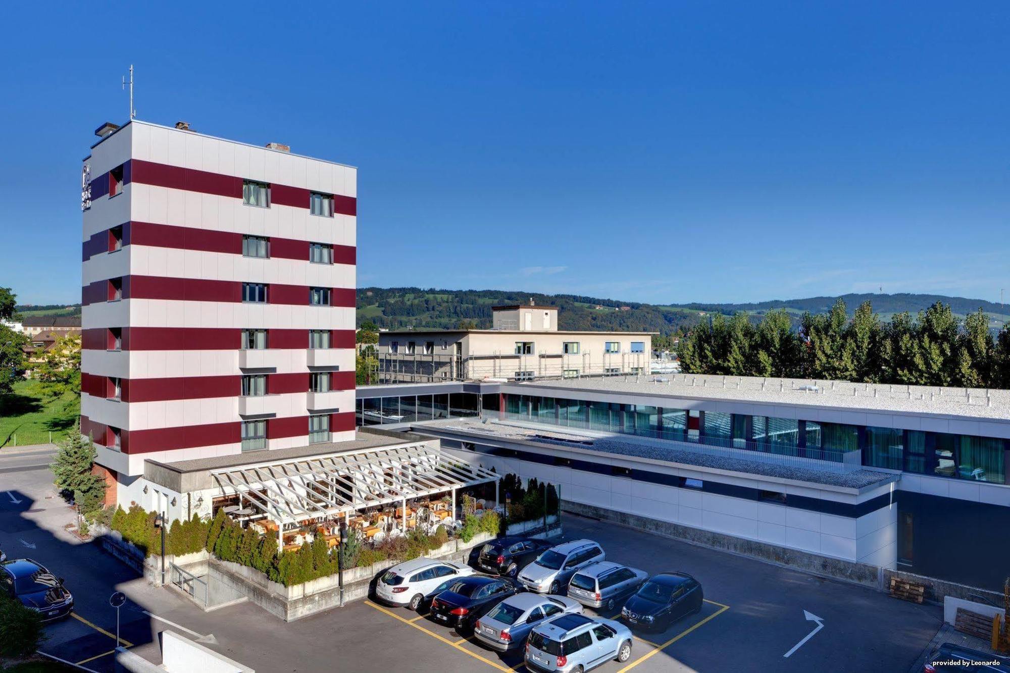 Hotel Rallye & Entrees Aux Bains De La Gruyere Bulle Exterior photo